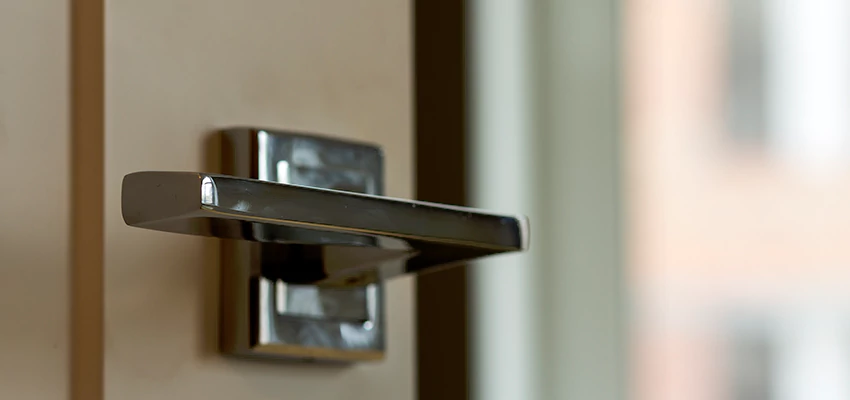 Door Lever Knob Repair in Glendale Heights, Illinois