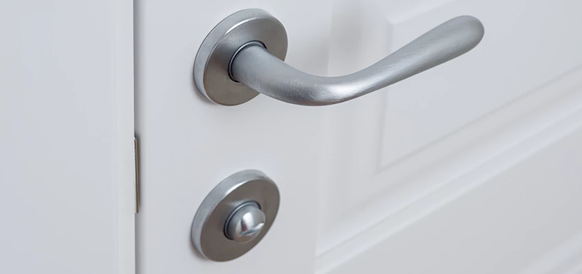 Single-Occupancy Restroom Locks Repair in Glendale Heights, Illinois