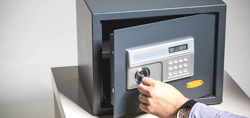 Jewelry Safe Unlocking Service in Glendale Heights, Illinois