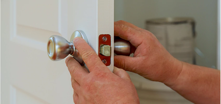 AAA Locksmiths For lock Replacement in Glendale Heights, Illinois